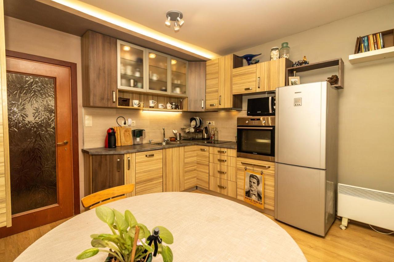 Apartmán Tsar Guitar Aprt / Metro Station Sofie Exteriér fotografie